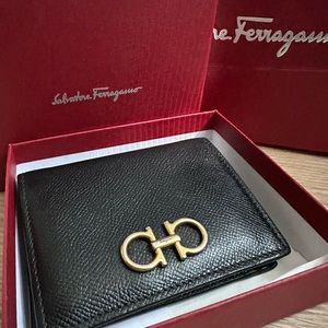 Salvatore Ferragamo Gancini compact women’s wallet